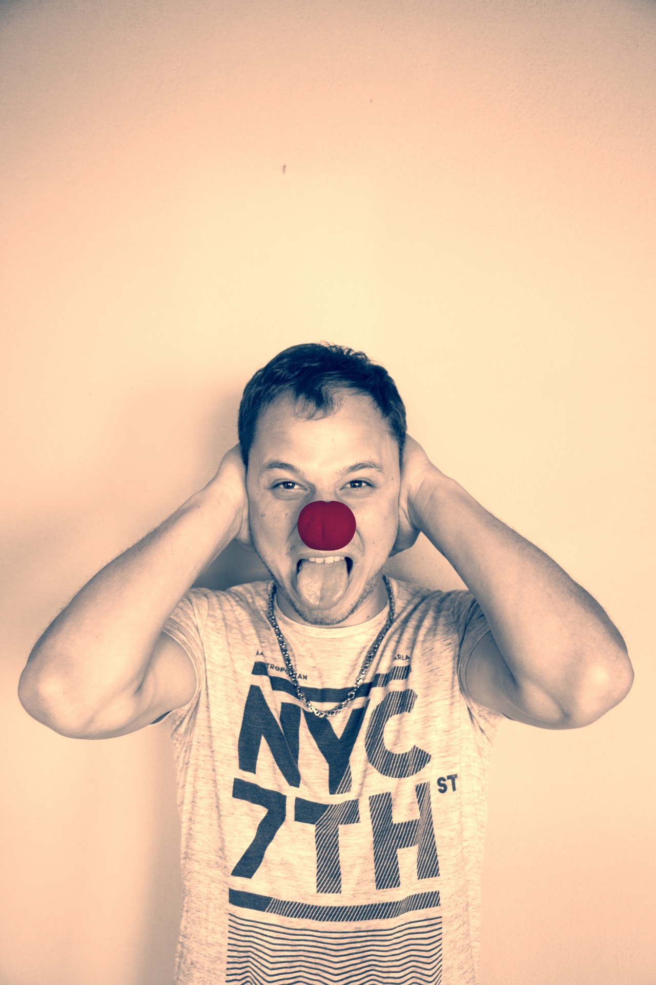 red nose clown free photo