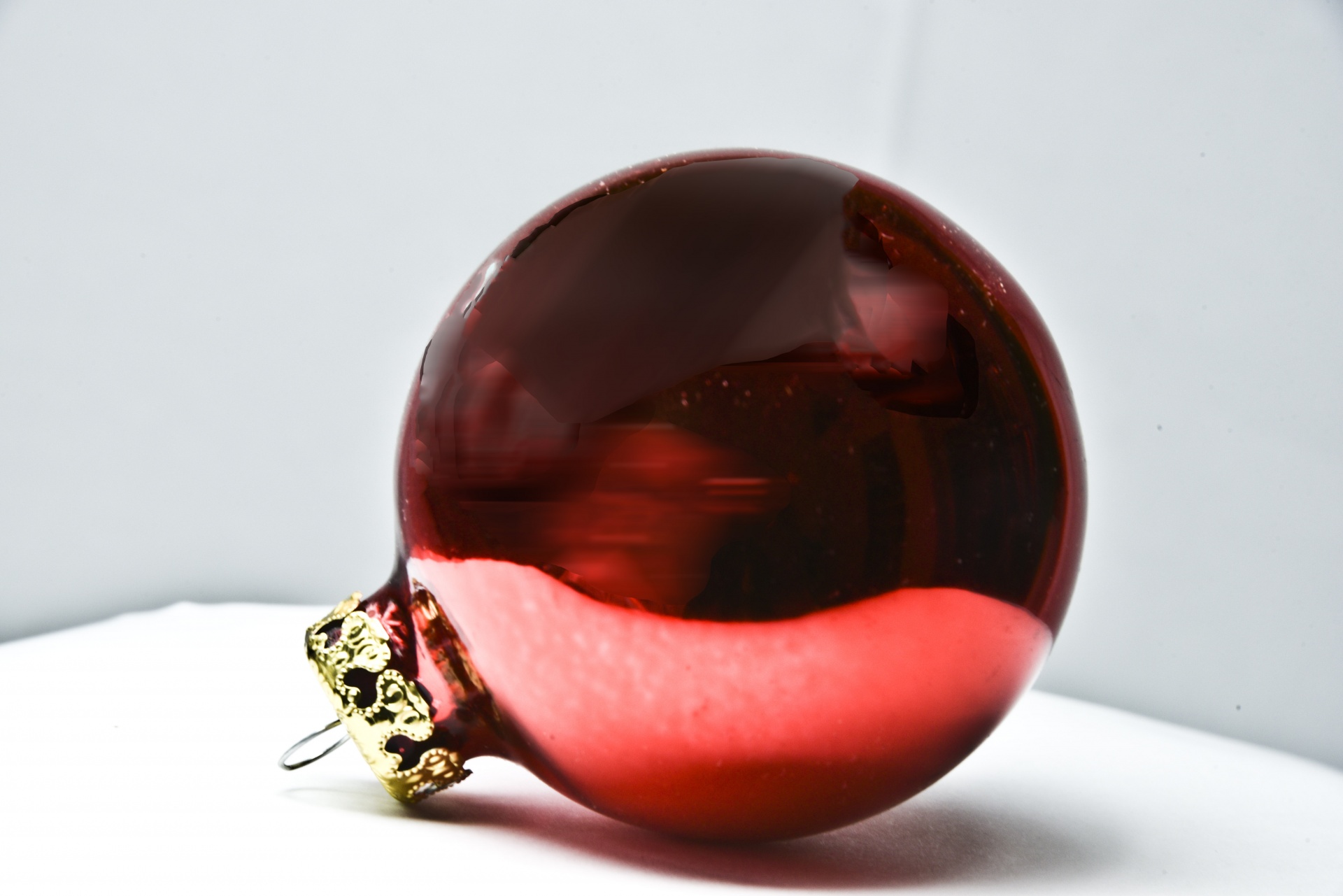 red christmas ornament free photo