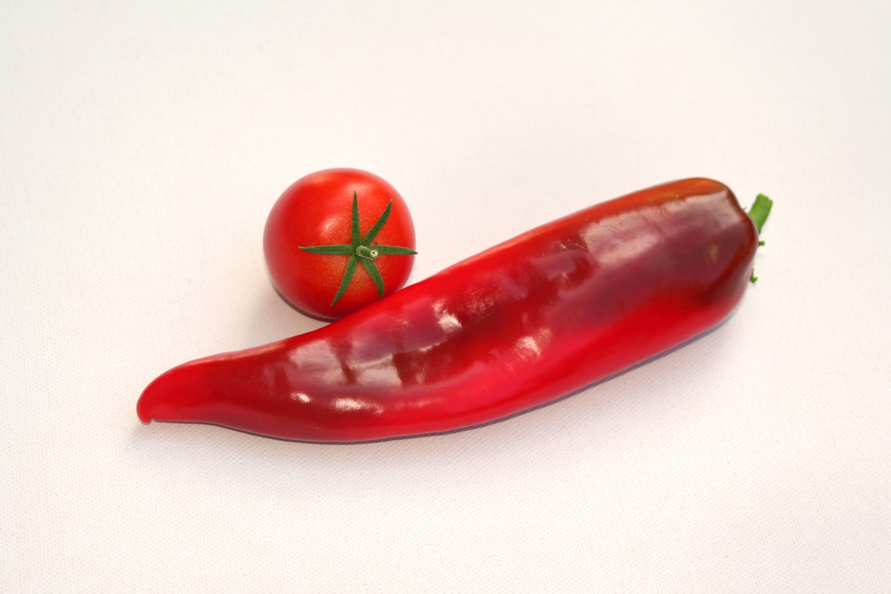 red pepper tomato delicious free photo
