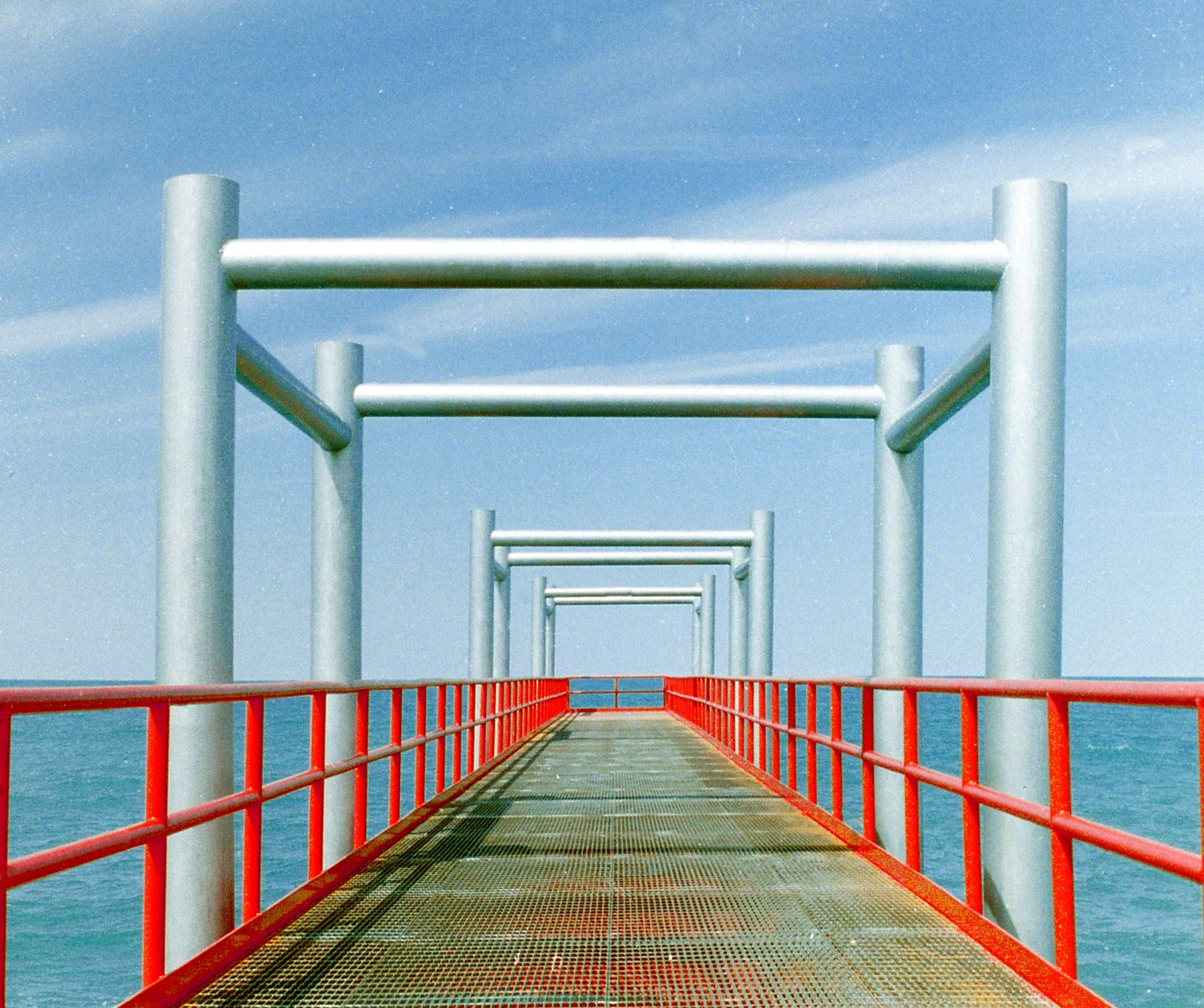 red pier red pier free photo