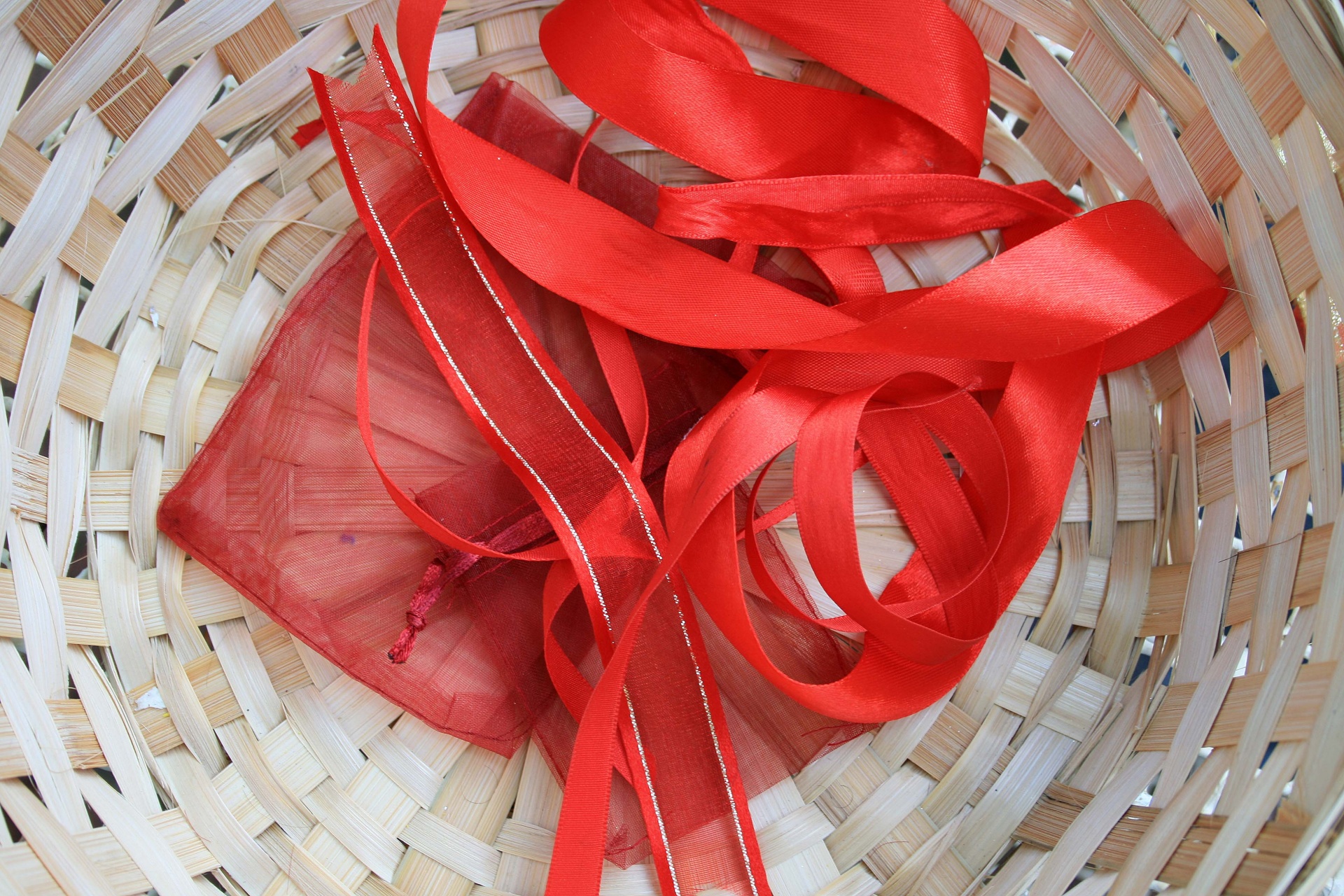 ribbon red satin free photo