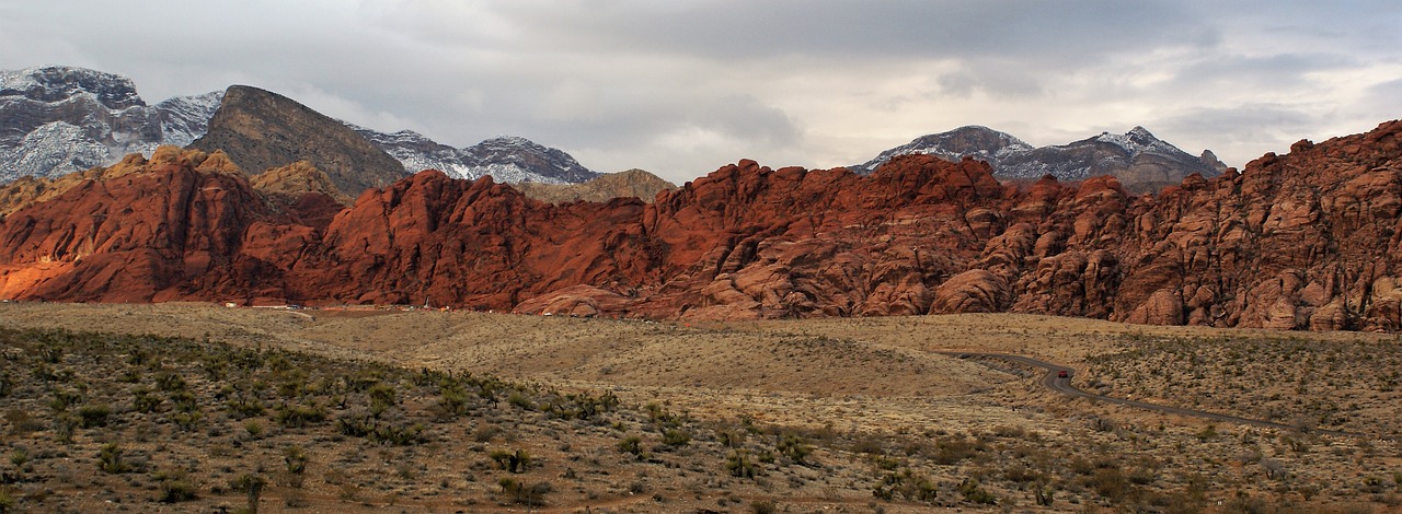 red rock mountains panorama free photo