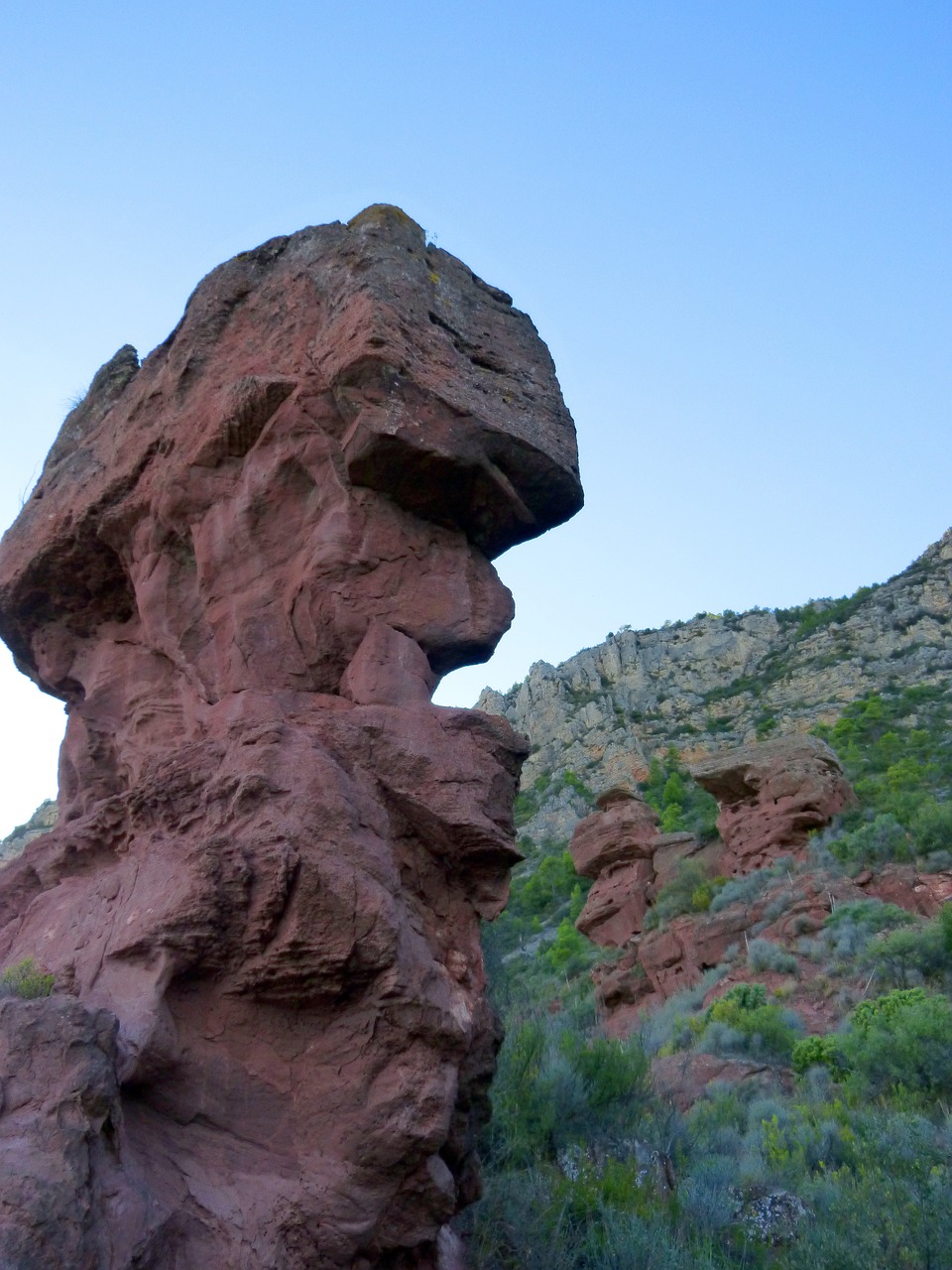 red rock sandstone head shape free photo