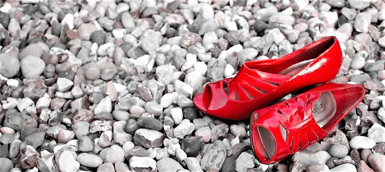 red shoes pebbles shoes free photo