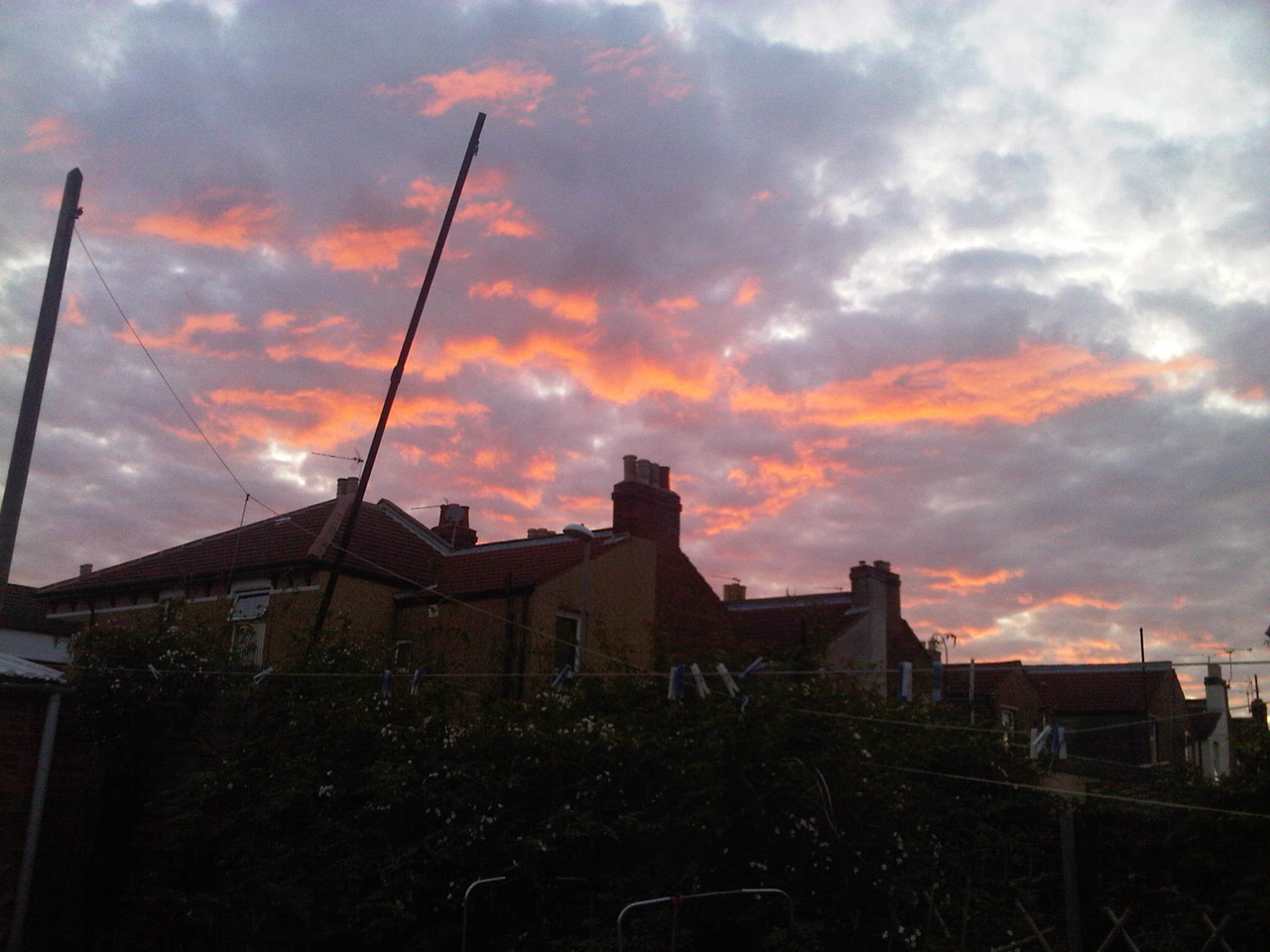 red sky houses free photo