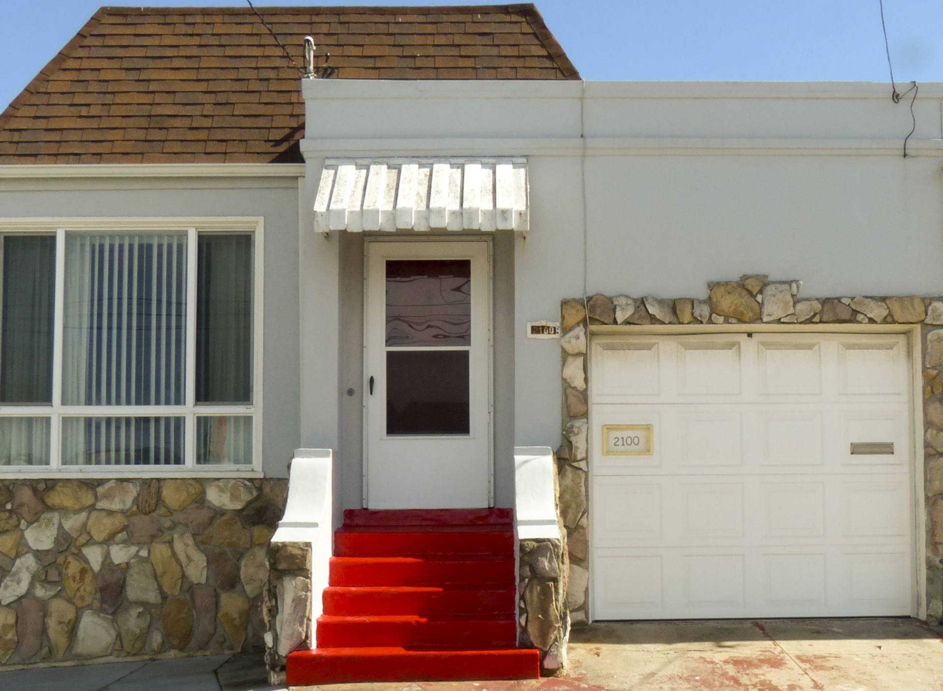 red steps door free photo