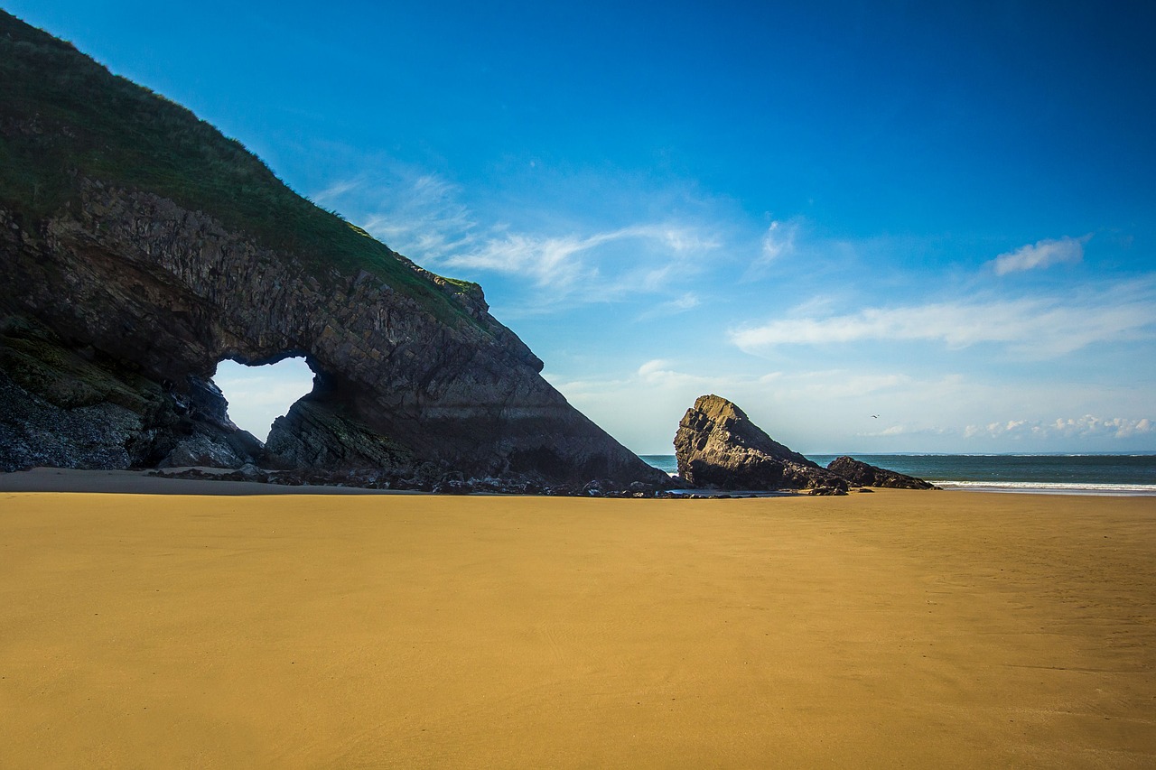 reefs low tide heart free photo