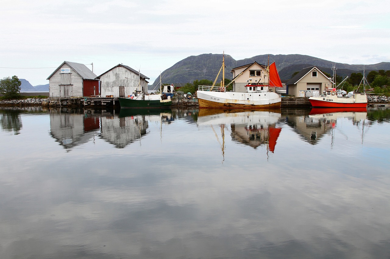 reflection ship boar free photo