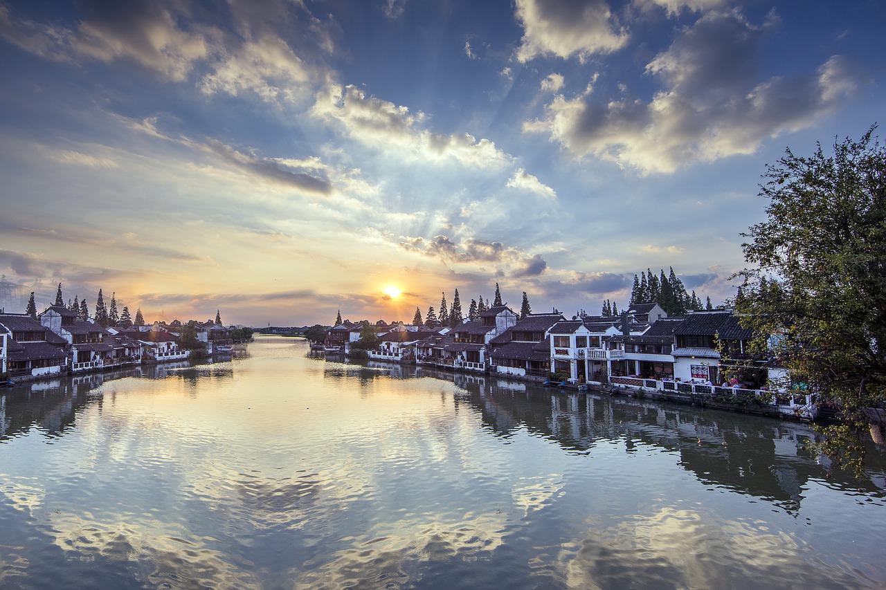 reflection waters dawn free photo