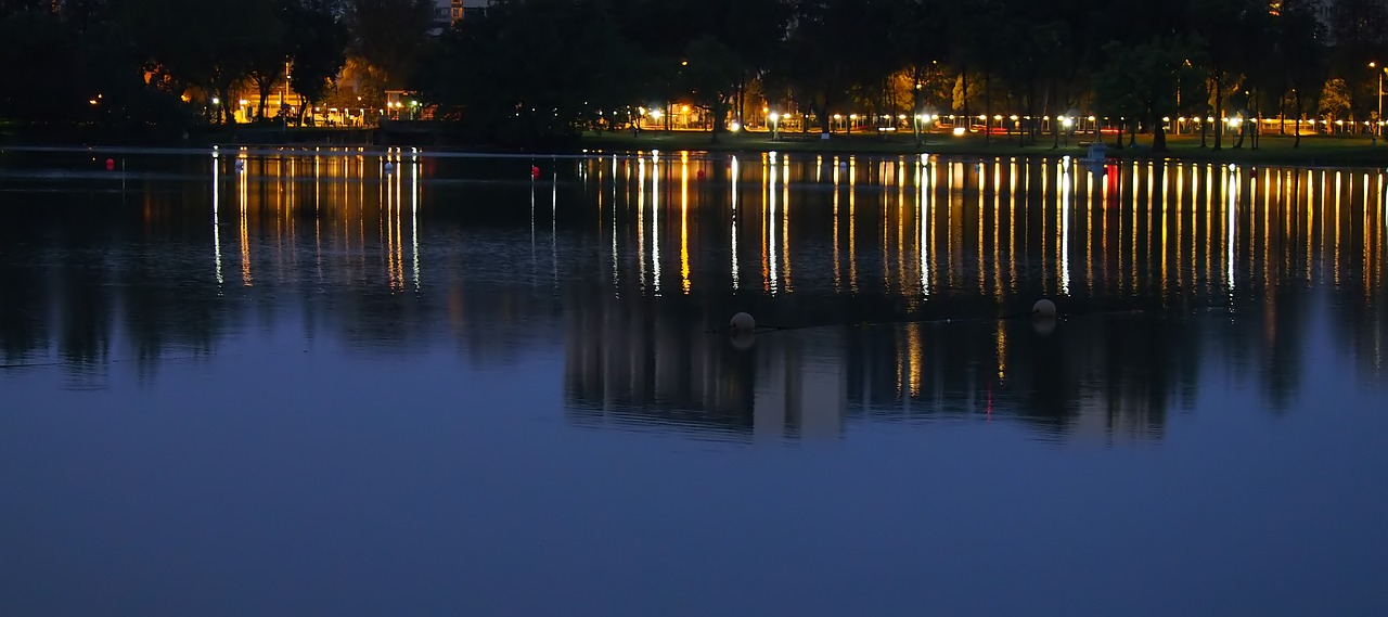 reflection  water  dawn free photo