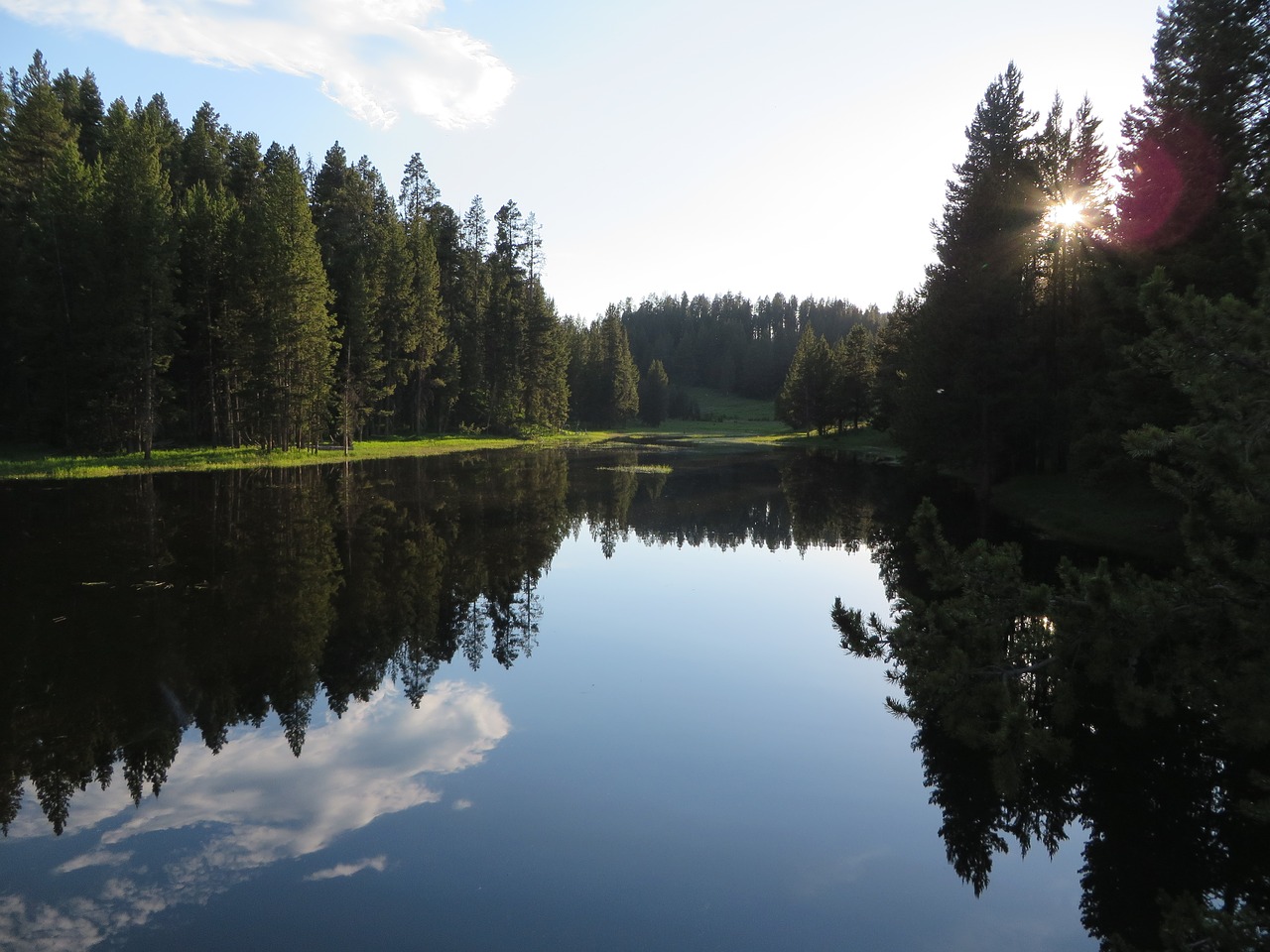 reflection  water  lake free photo