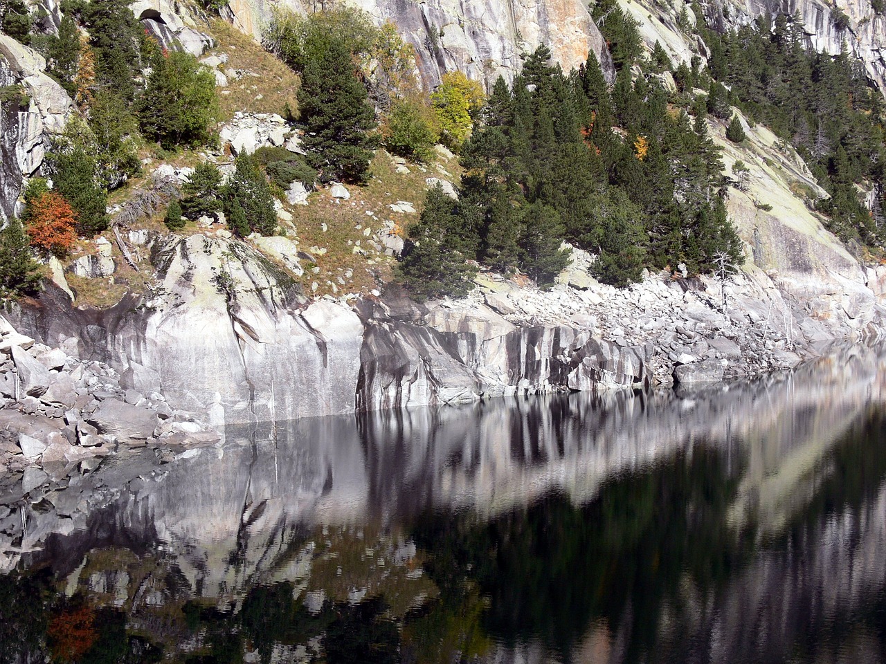 reflection  lake  landscape free photo