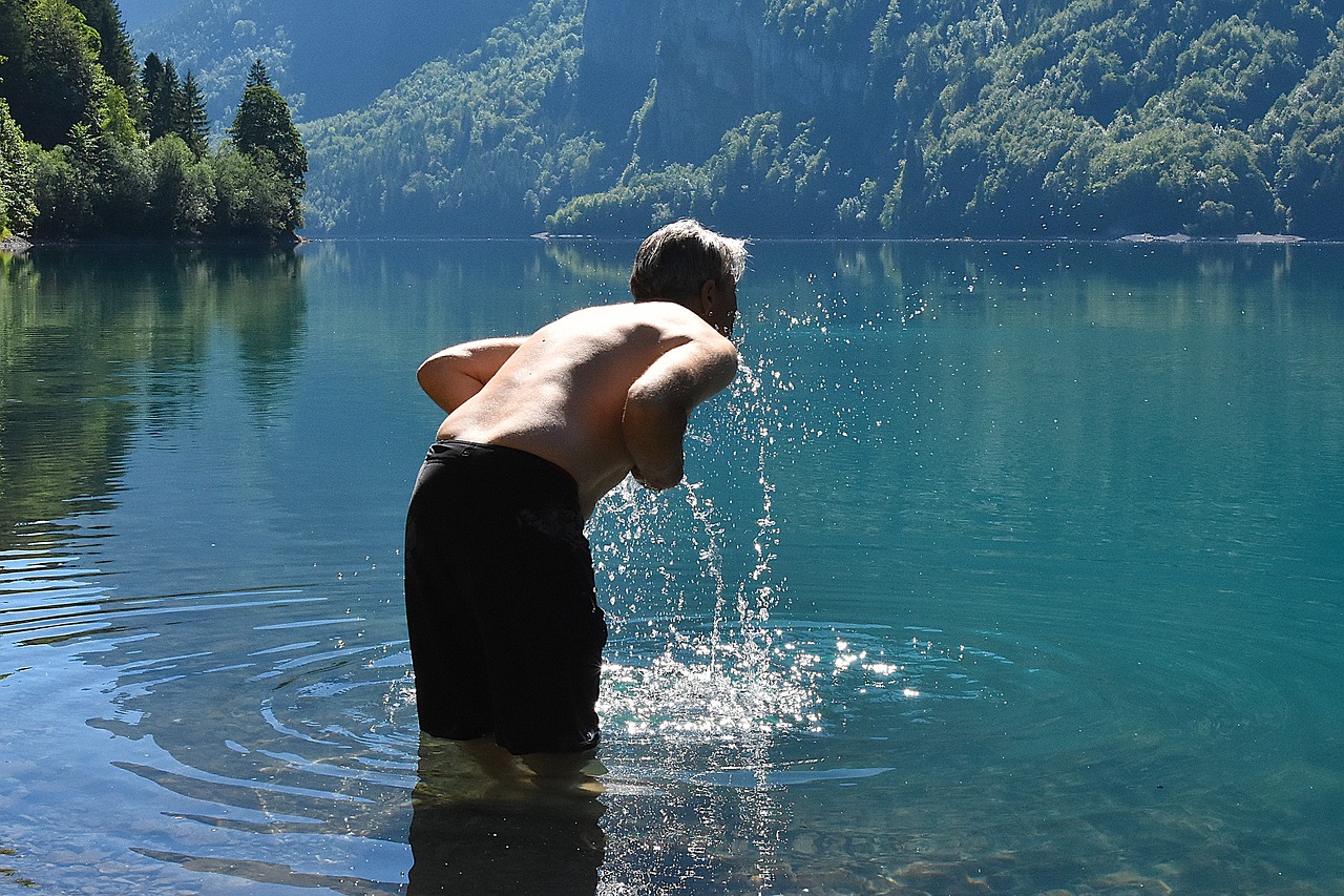 refreshment lake swim free photo