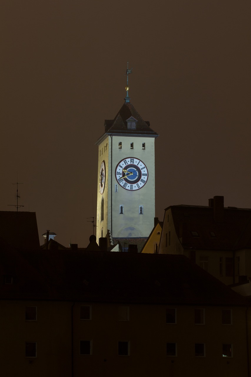 regensburg city tower night free photo