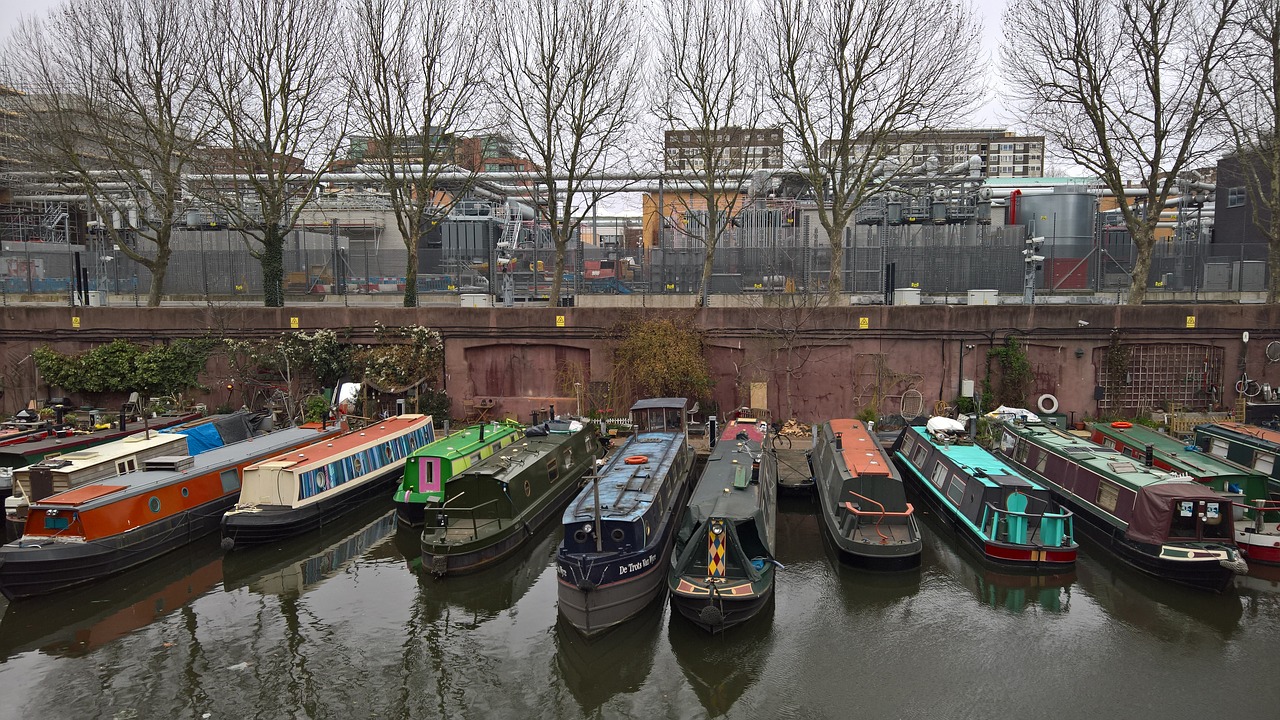 regent's canal narrowboat london free photo
