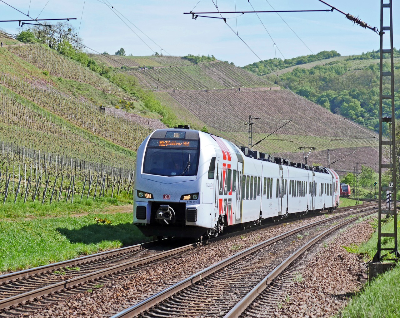 regional-express  süvex  deutsche bahn free photo