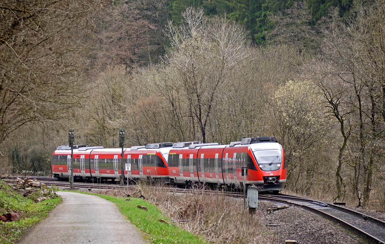 regional train eifel kylltal free photo