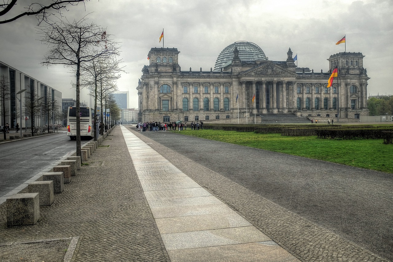 reichstag berlin germany free photo