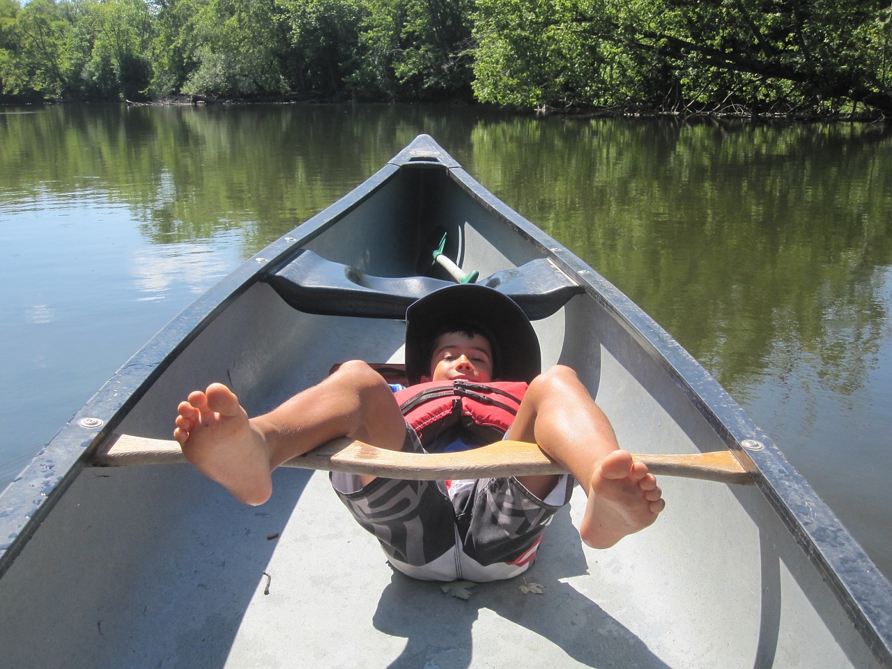 boat child relax free photo