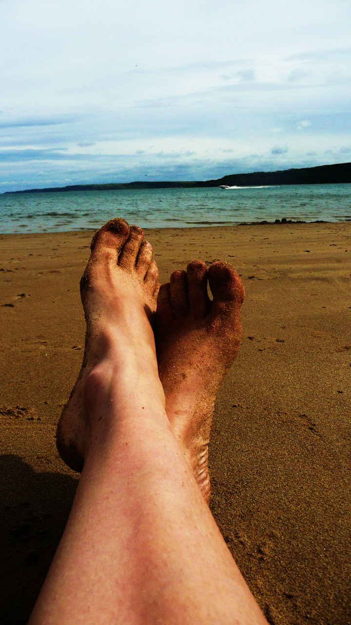 relax beach feet free photo