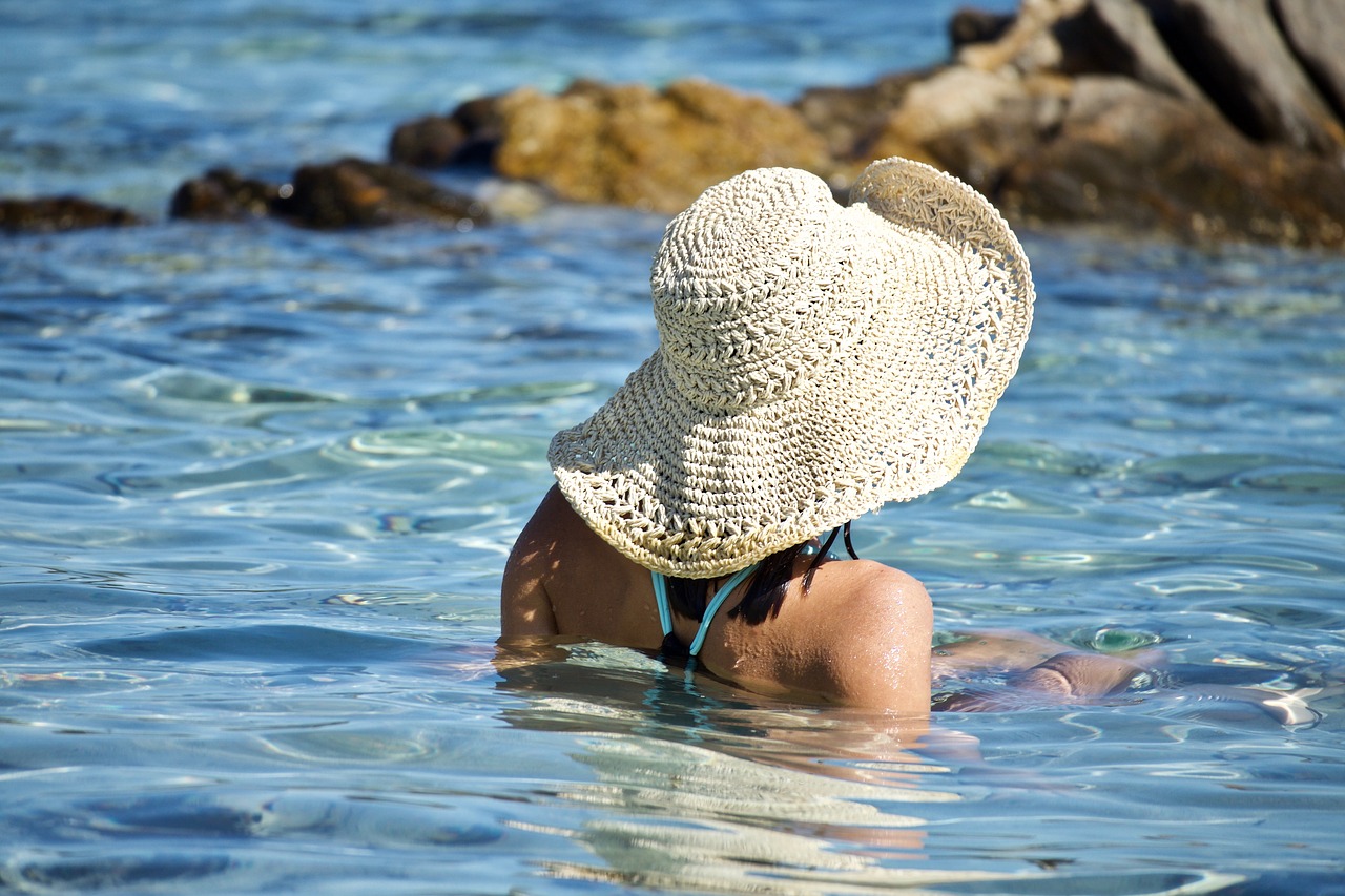 relaxation  sea  hat free photo