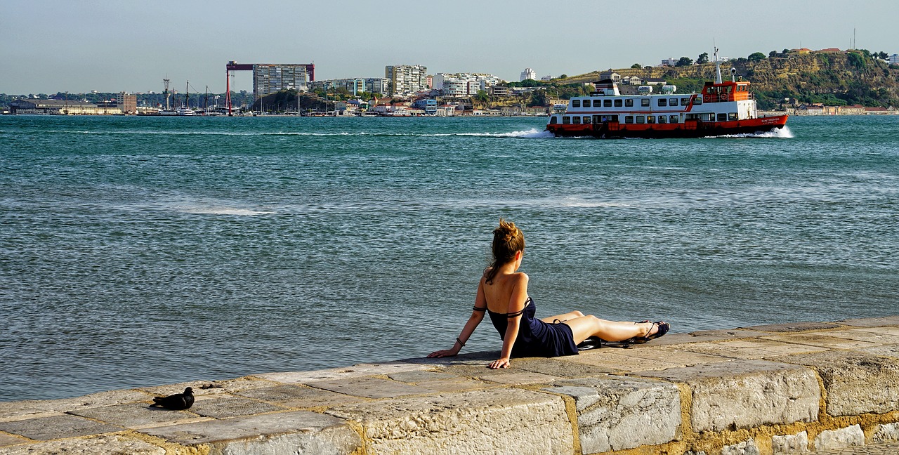 relaxing lazy afternoon free photo