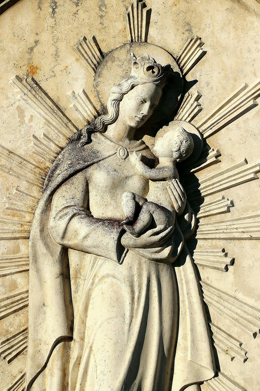 relief stone madonna free photo