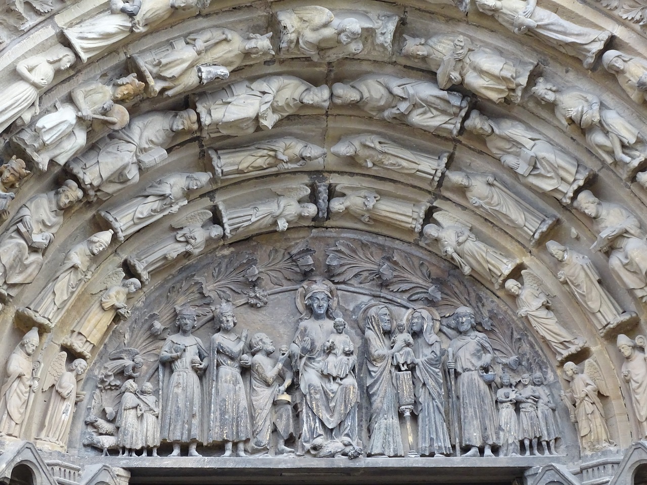 relief  birth of christ  church of our lady trier free photo