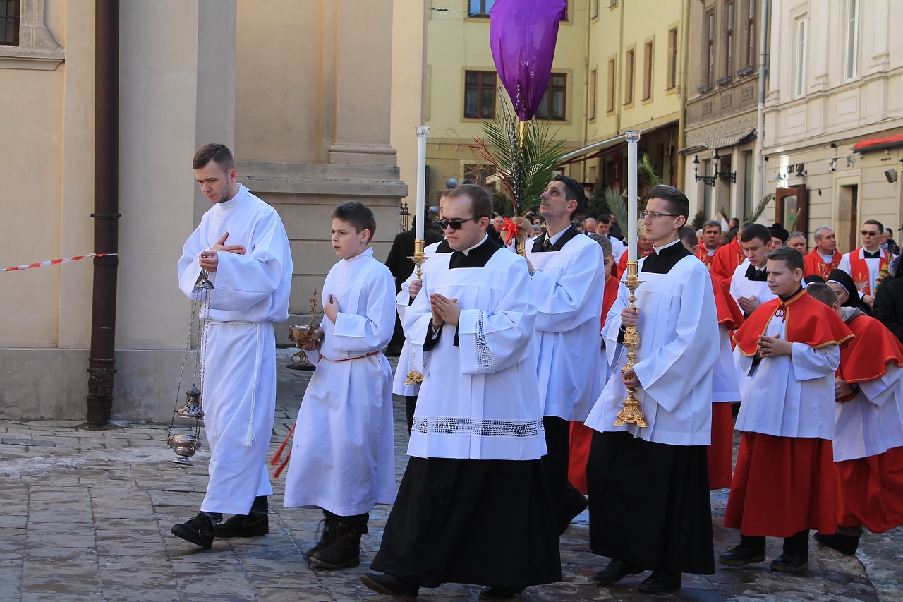 religion people ceremony free photo