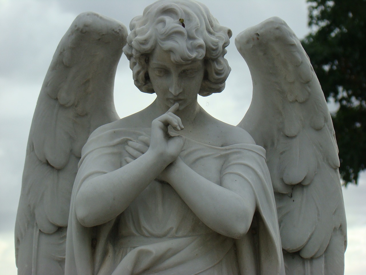 religious statue cemetery angel free photo