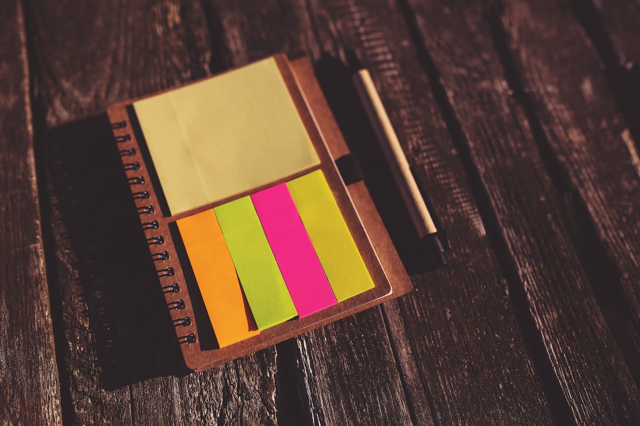 reminder sticky notes free photo