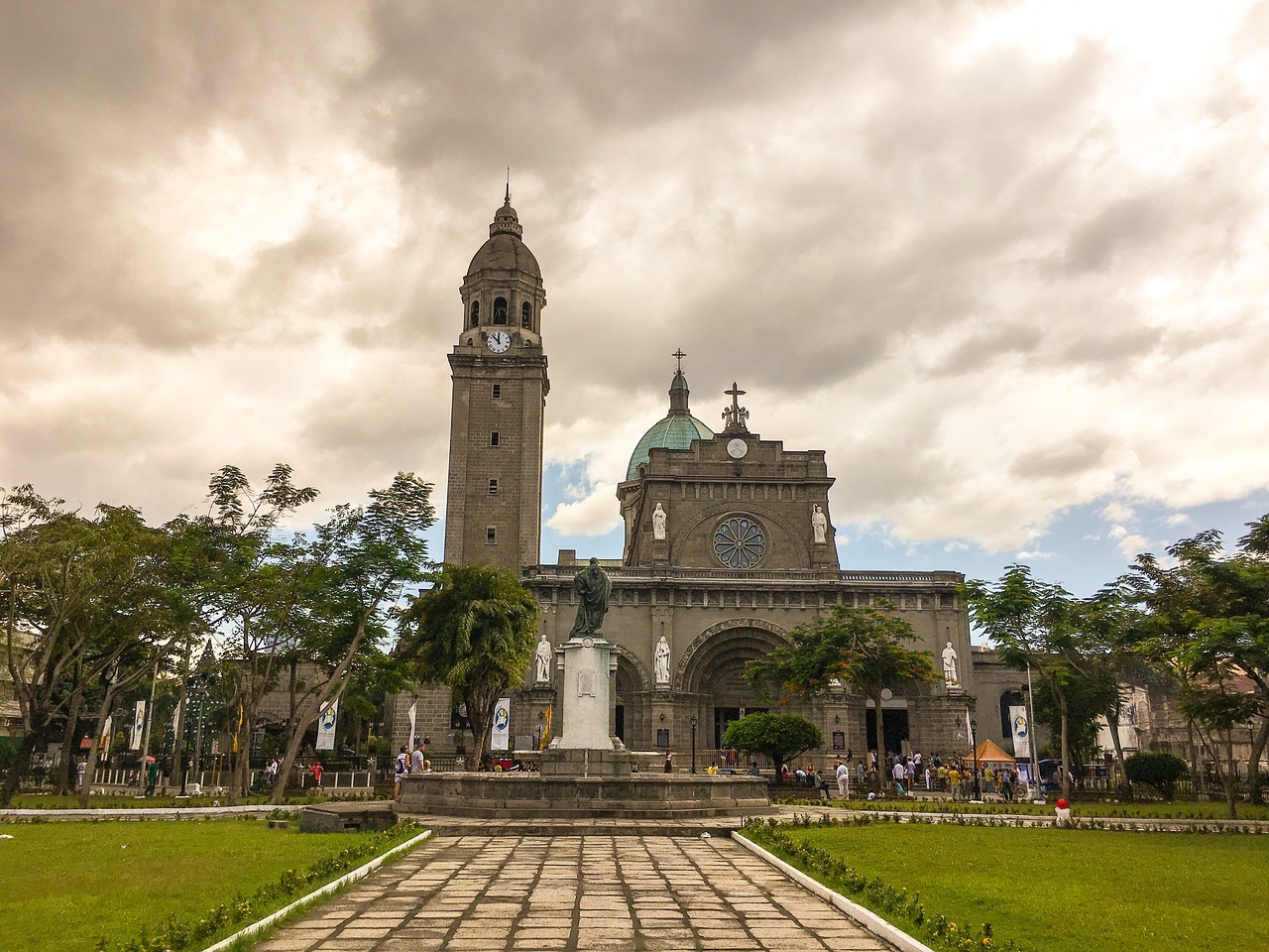 republic of the philippines manila cathedral free photo