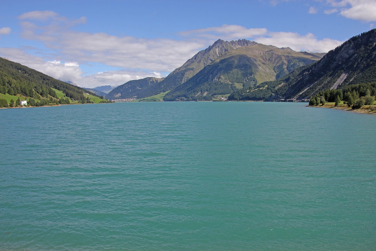 reschensee bergsee lake free photo