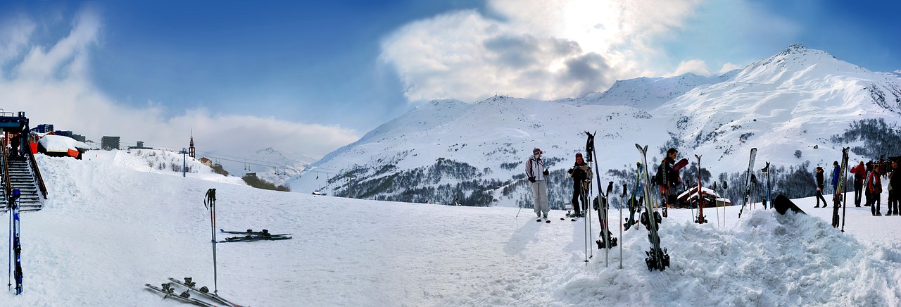 resort winter skiing free photo
