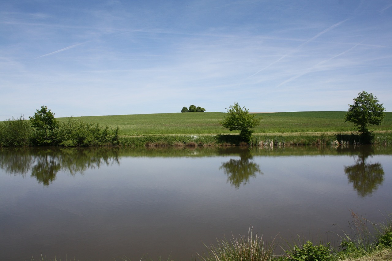 rest lake water free photo