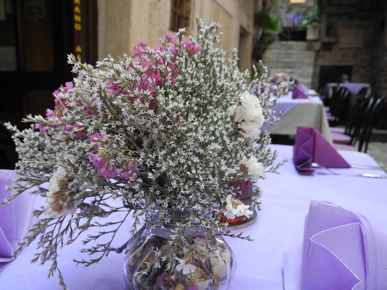 restaurant lavender purple free photo
