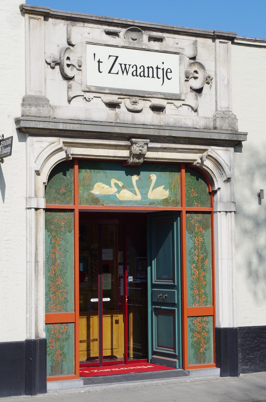 restaurant bruges swan free photo