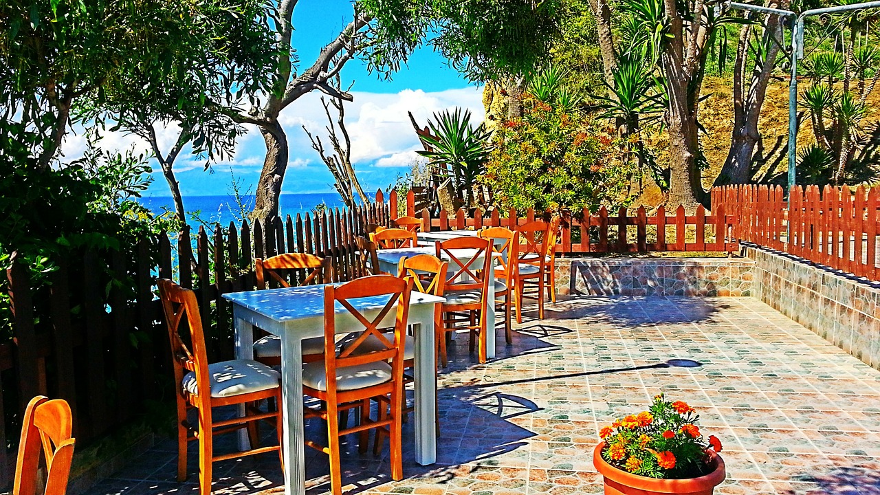restaurant sea tables free photo
