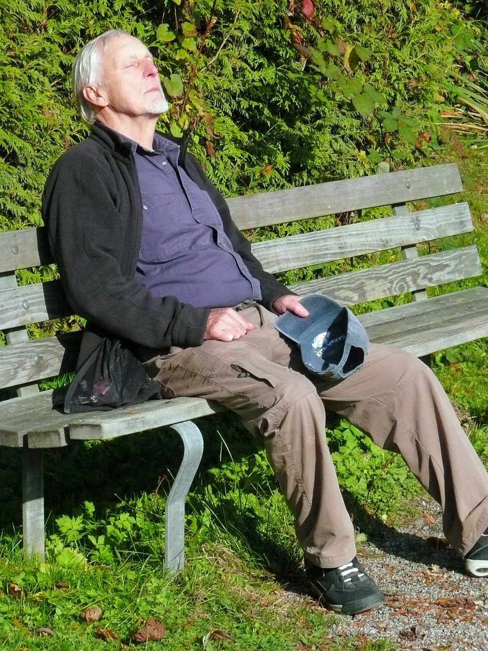 resting old man free photo
