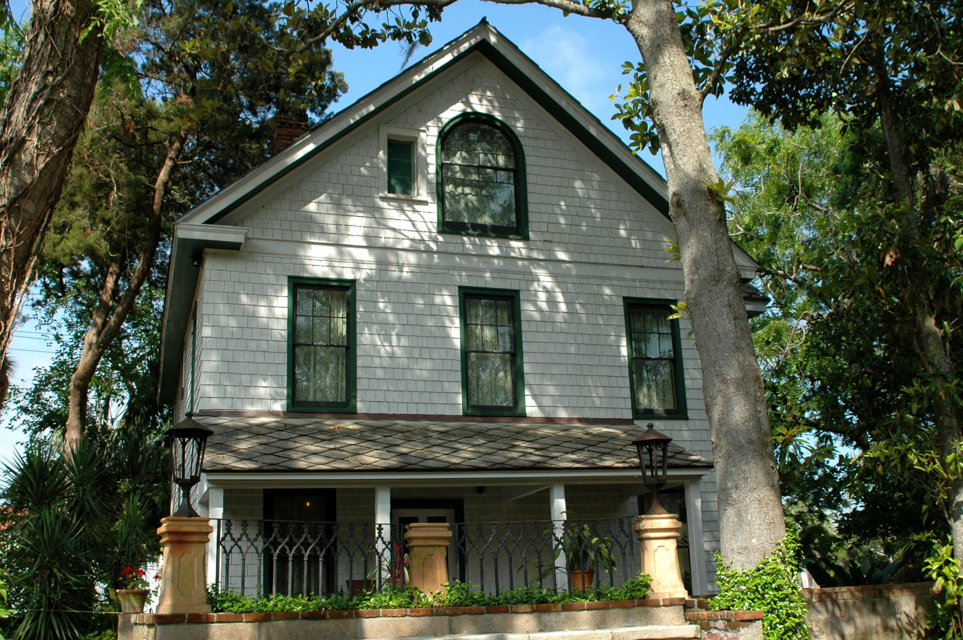 Old house перевод