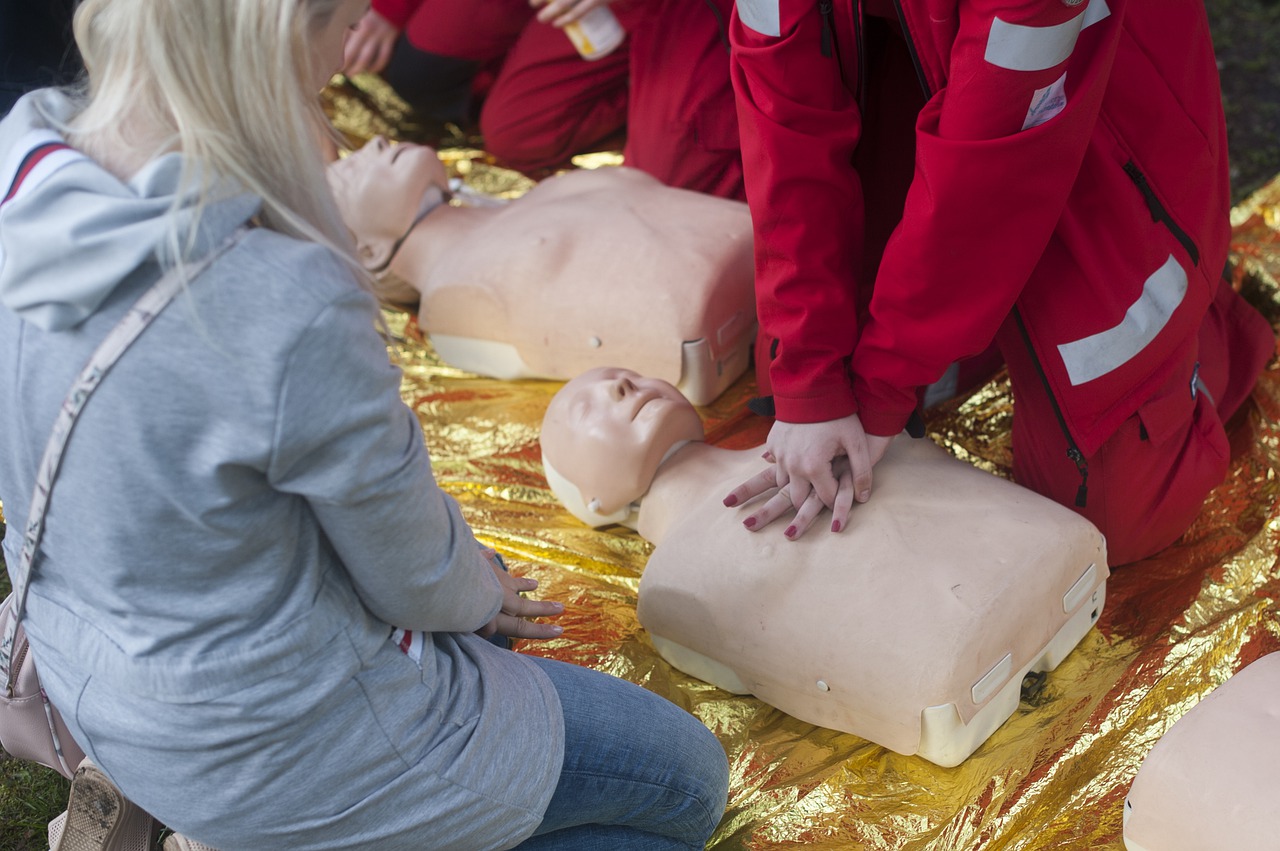 resuscitation  help  unconscious free photo