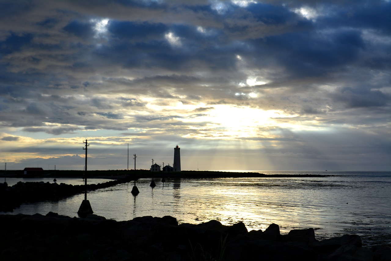 reykjavik  sunset  tr free photo