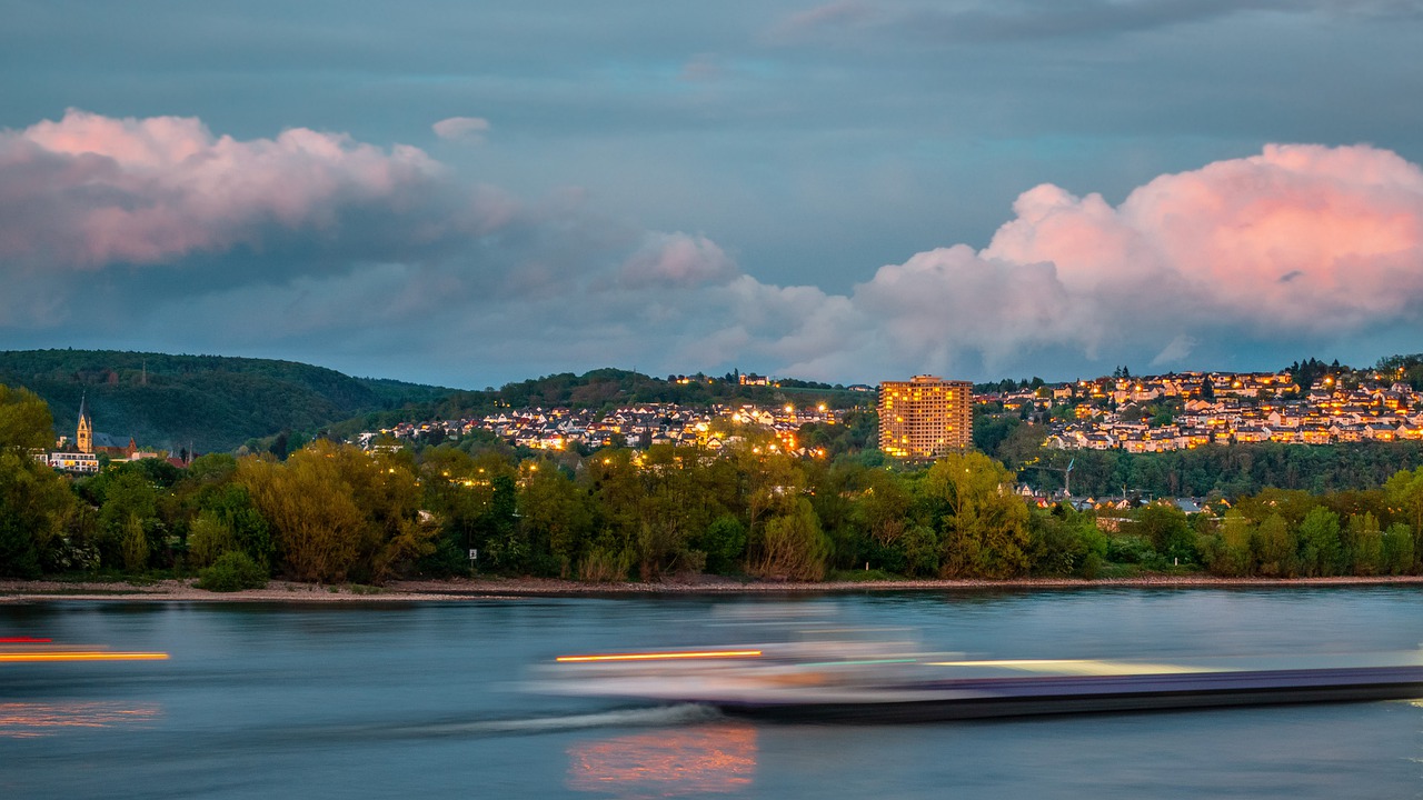 rhine  abendstimmung  clouds free photo