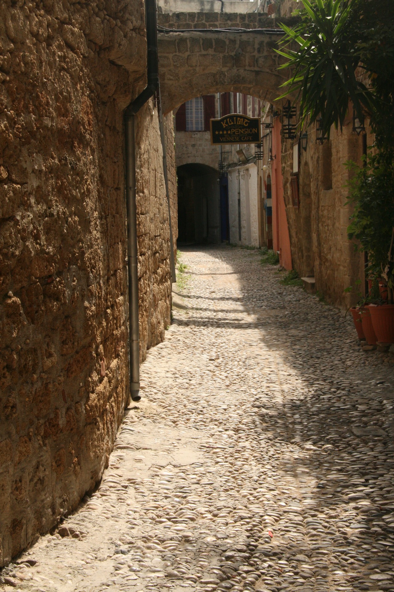 rhodes walls street free photo