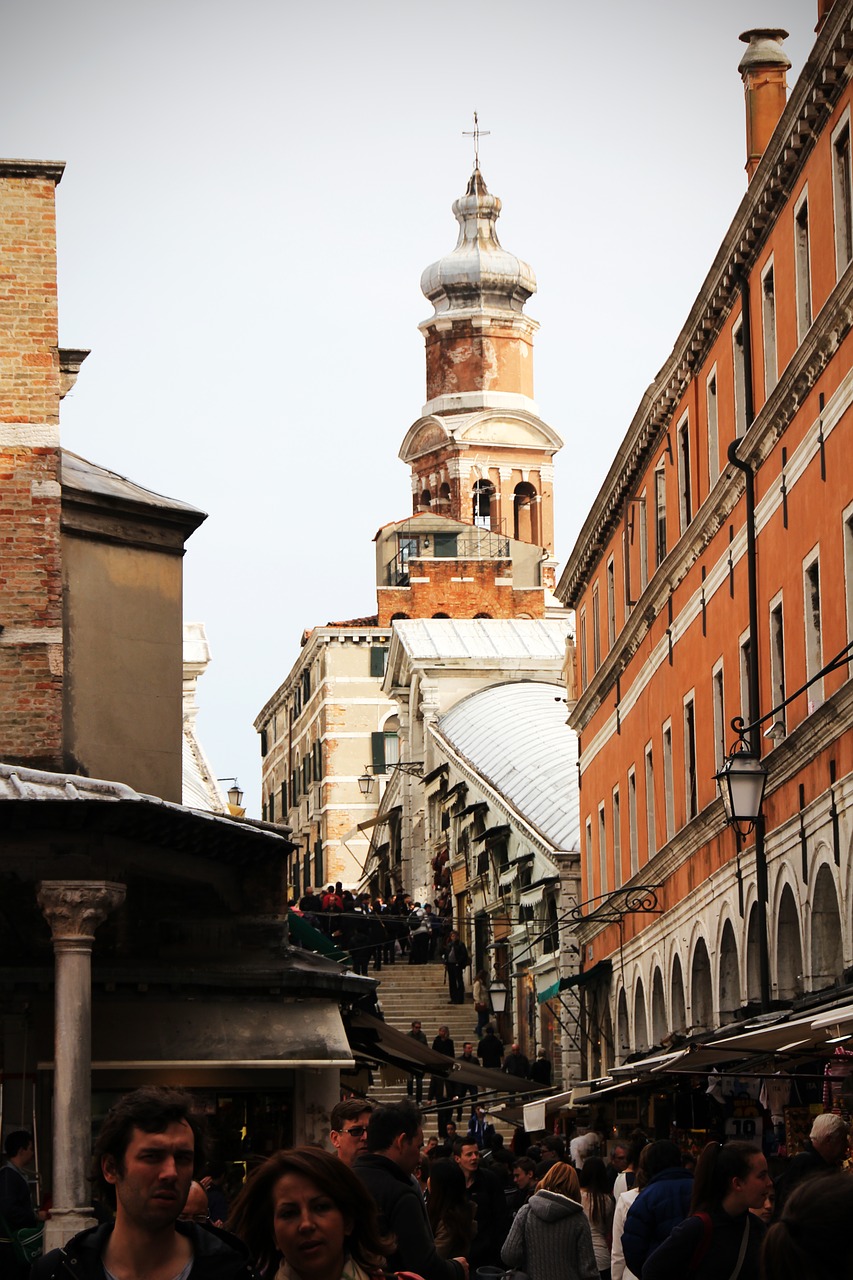 rialto bridge stairs venice free photo