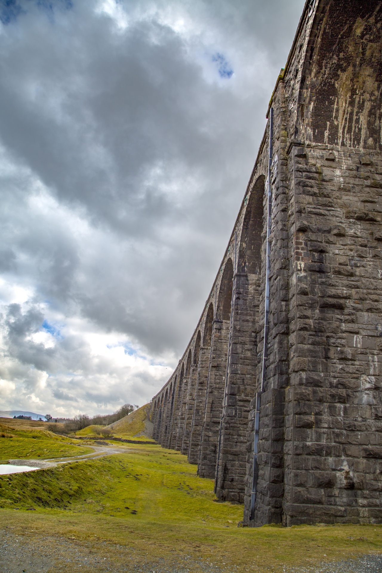 yorkshire yorkshire dales ribblehead viaduct free photo