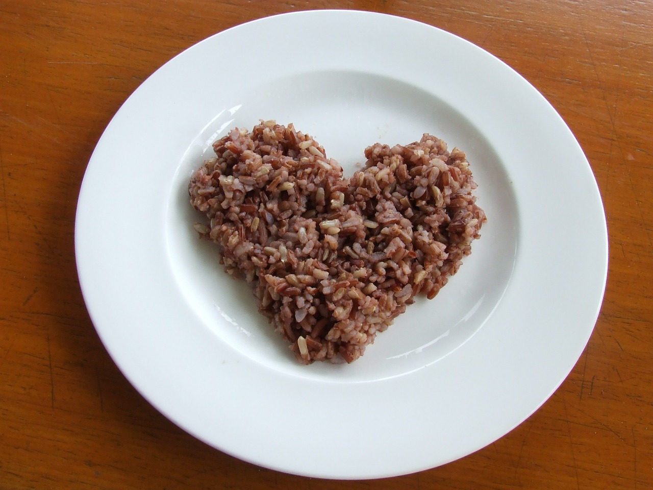 rice heart plate free photo