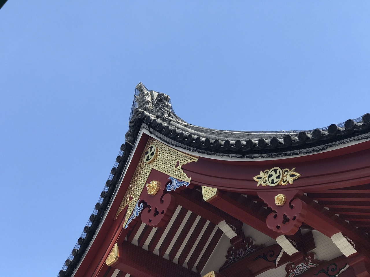 ridge-end tile temple senso-ji temple free photo