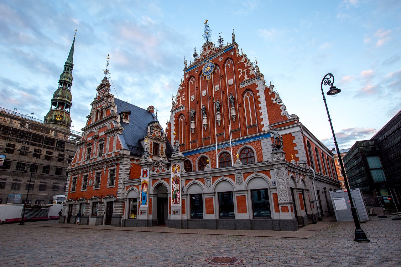 riga the house of the blackheads town hall square free photo