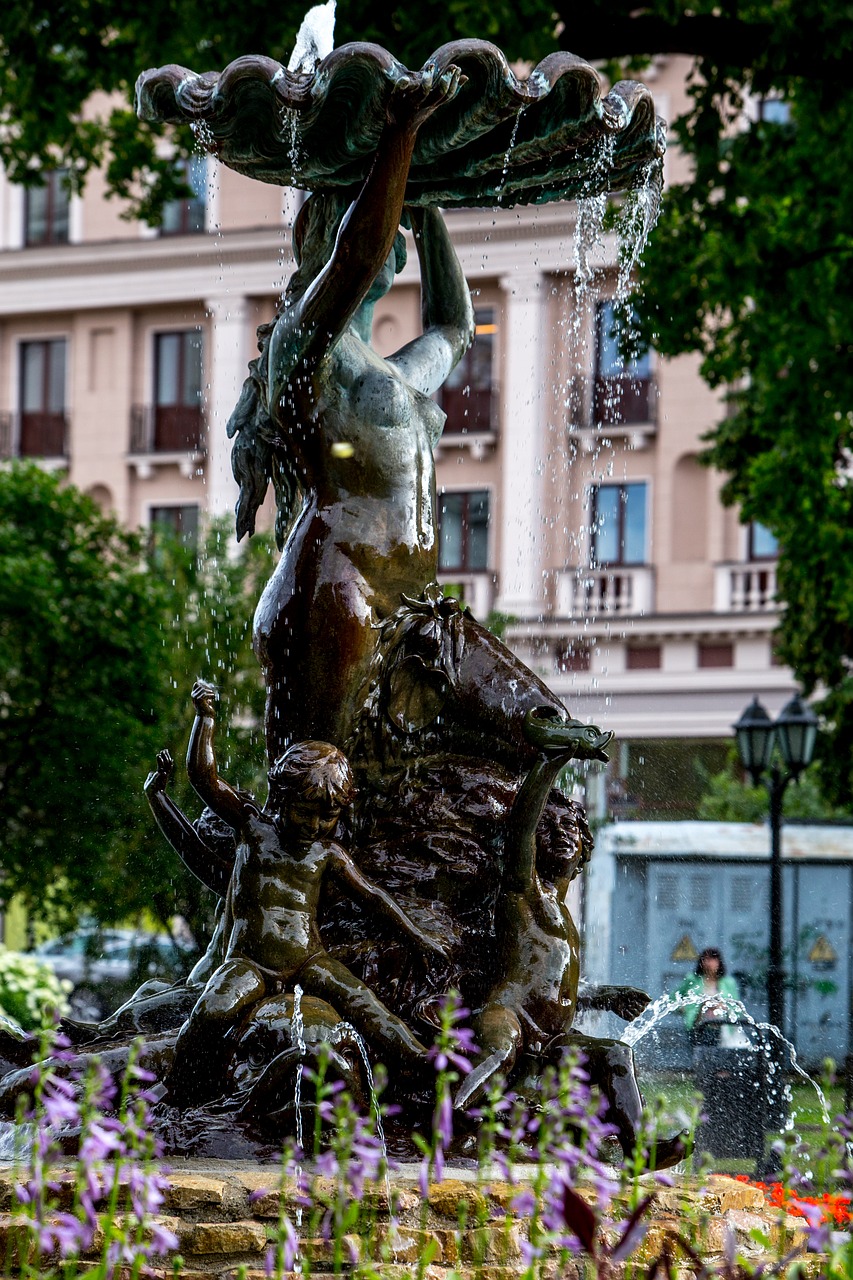 riga riga nymph monument free photo